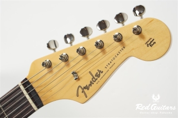 2023 COLLECTION MADE IN JAPAN HERITAGE 60S STRATOCASTER - Candy Apple Red 